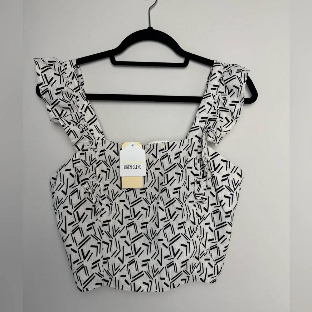White & Black Lines Crop Top Cotton Monteau Size XL NWT - Picture 1 of 6